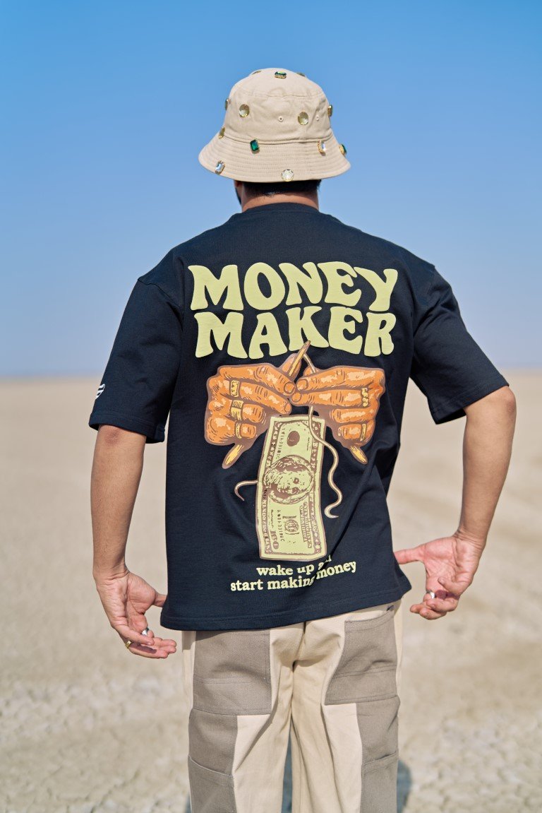 Money Moves Tee – Fire Black